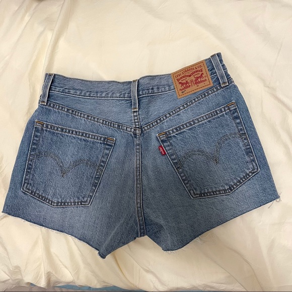 New Levi’s 501 Denim shorts - Picture 2 of 4